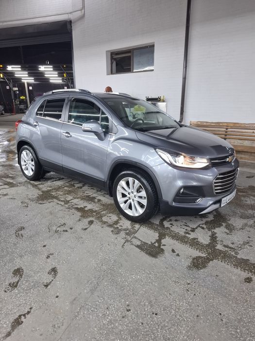 Треккер 1 премер Идеал+Тоза срочни сотилади