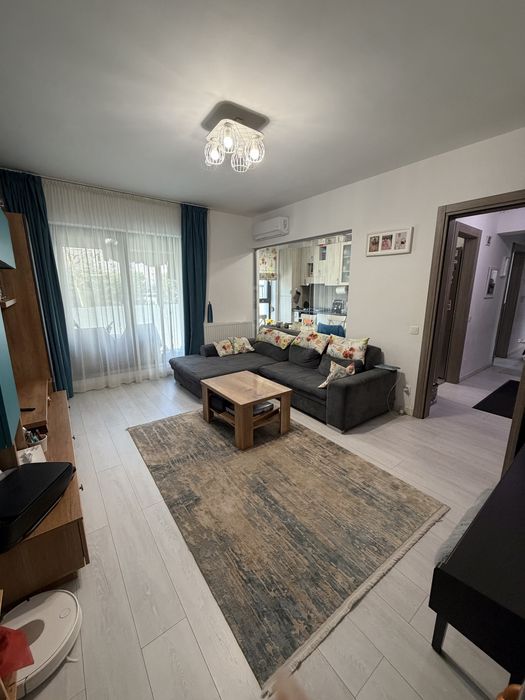 Vand apartament 4 camere cu parcare si boxa 21 Residence Politehnica
