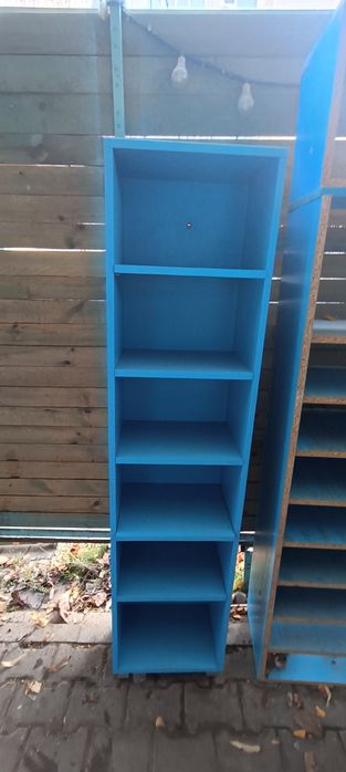 Шкафове и стила и от нон стоп