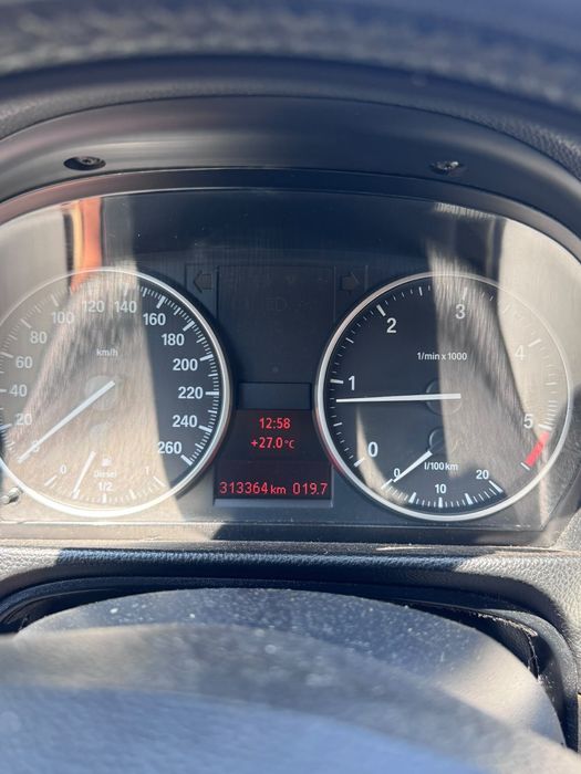 BMW 318d • 2010 • 313.000 km • Belgia • Prim proprietar în România din 2015