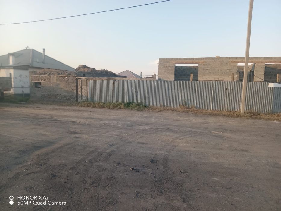 Продам не достроиный дом