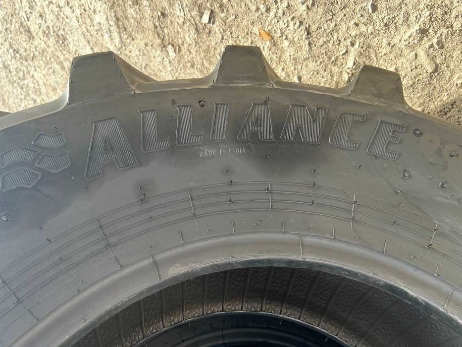 Marca ALLIANCE 16.5/85-24 cu 12 pliuri anvelope noi pentru combina