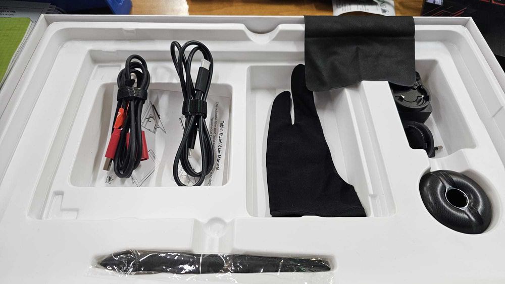 Tableta grafica Huion Kamvas 16