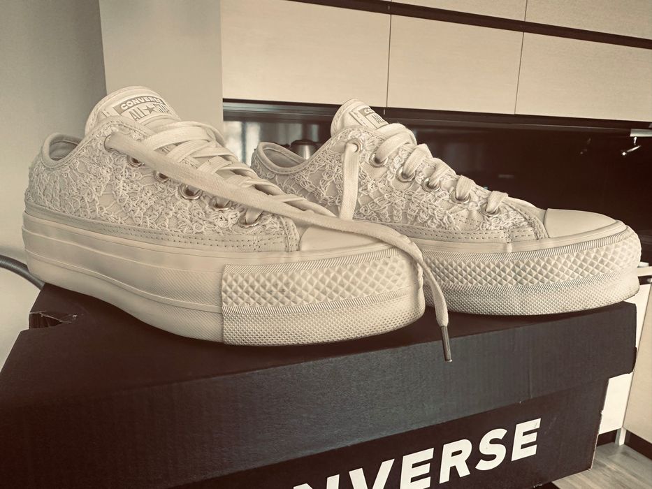 Дамски кецове Convers