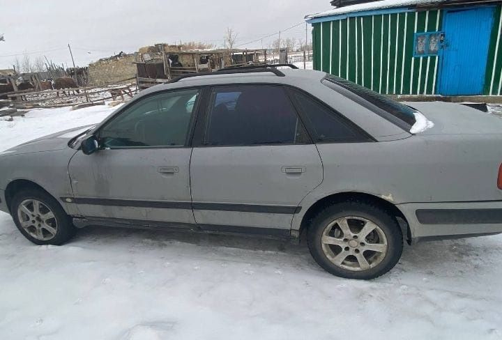 Ауди 100 с4 с хорошим состоянием