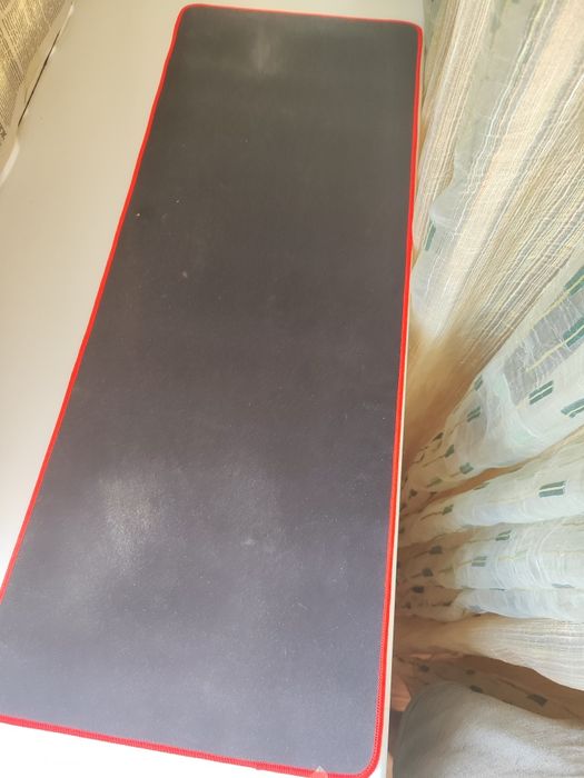 Продам игровой коврик большой на весь стол