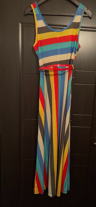 Луксозна пъстроцветна ефирна лятна рокля много красива С С/М М М/ Л Л