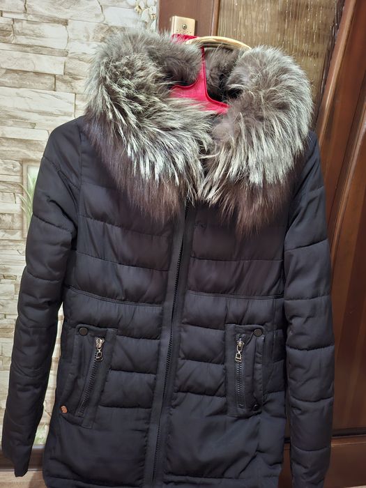 Женская куртка с натуральной чернобуркой