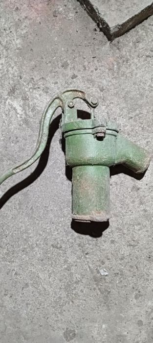 Ръчна помпа за вода