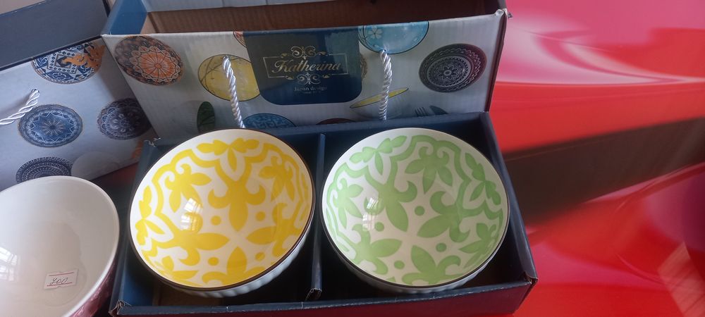 Продам подарочные наборы на 8 марта