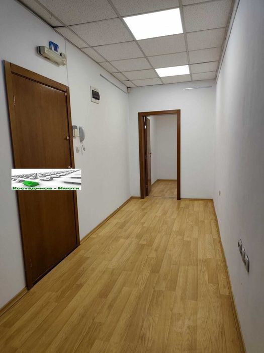 Дава се под наем Офис в Пловдив, Каменица 2 - 160 кв.м за 847.62 € - Снимка #10