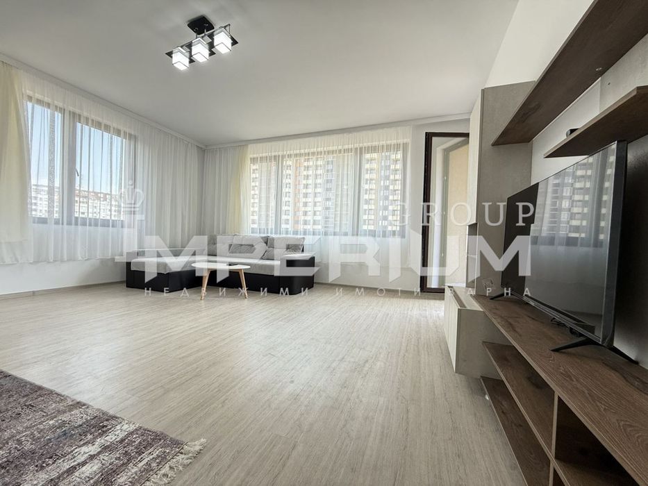 Дава се под наем Тристаен апартамент в Варна, Победа - 85 кв.м за 765 € - Снимка #1