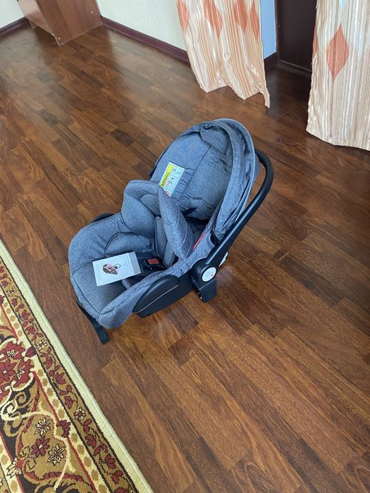 Детское авто кресло новое