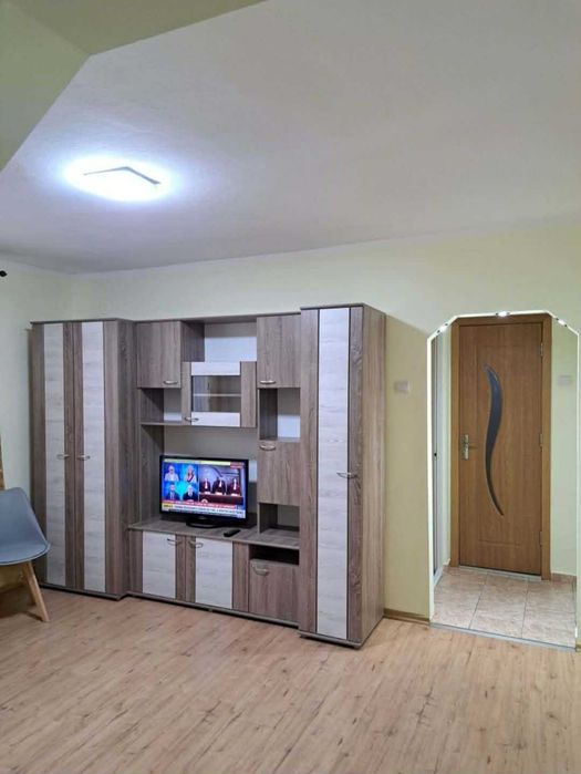 Apartament de închiriat