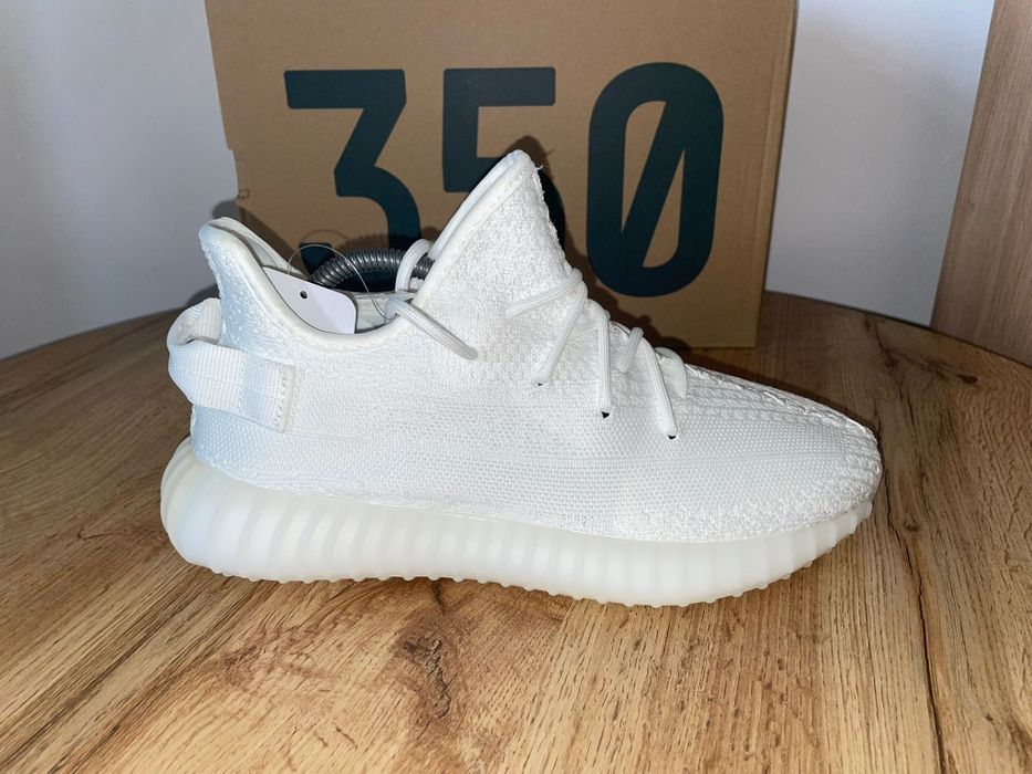 Încălțăminte ADIDAS Yezzy Boost 350 nr 41,5 și 42