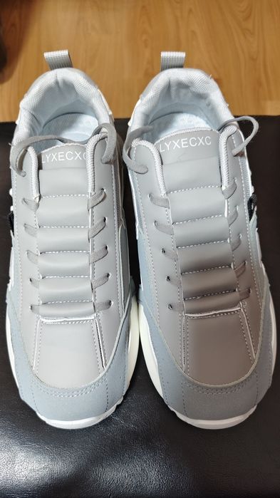 Adidasi  LYXECXC