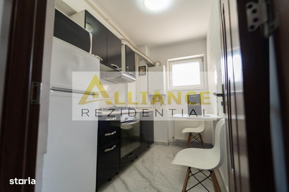 2 camere metrou Leonida