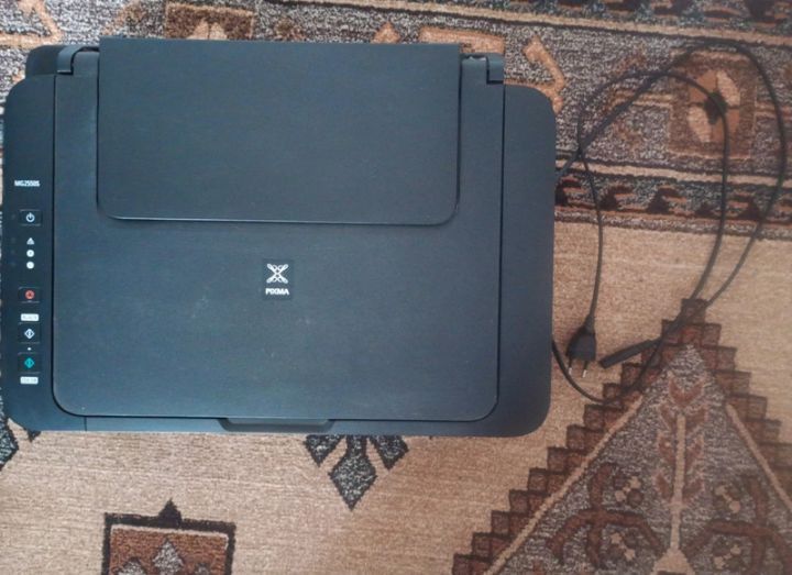 Imprimantă Canon MG2550S + 3 cartușe reîncărcabile + cablu alimentare