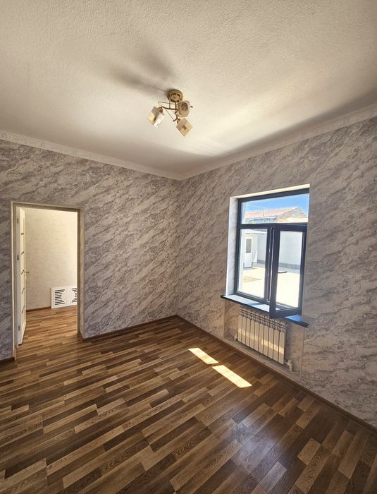 Қибрай тумани Тинчлик маҳ. 2  сотих 4 хонали янги уй сотилади..