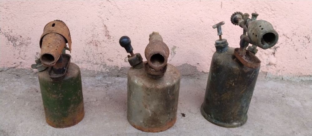 3 различни бензинови лампи