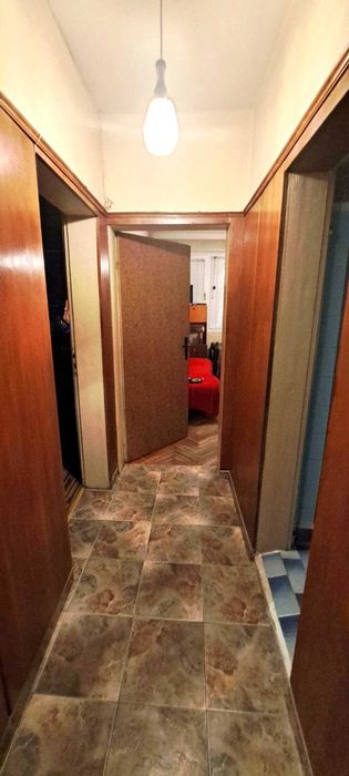 Продавам 3-стайно жилище в Бъкстон
