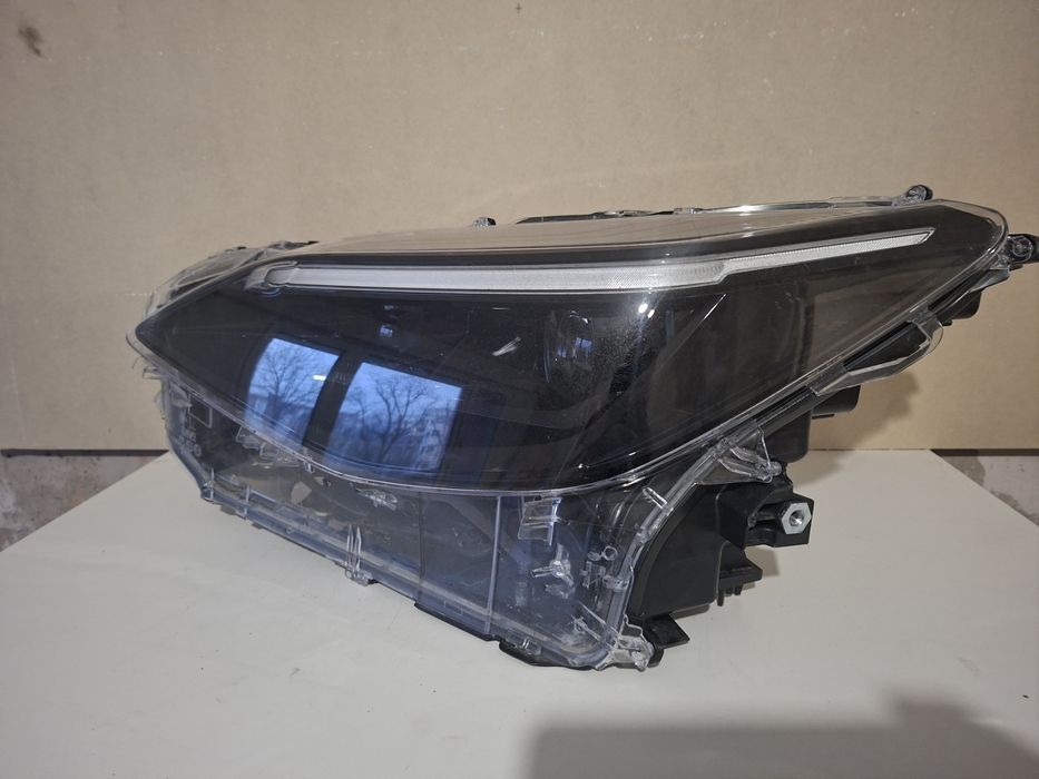 Ляв фар Toyota Yaris Cross 81150-0DP52