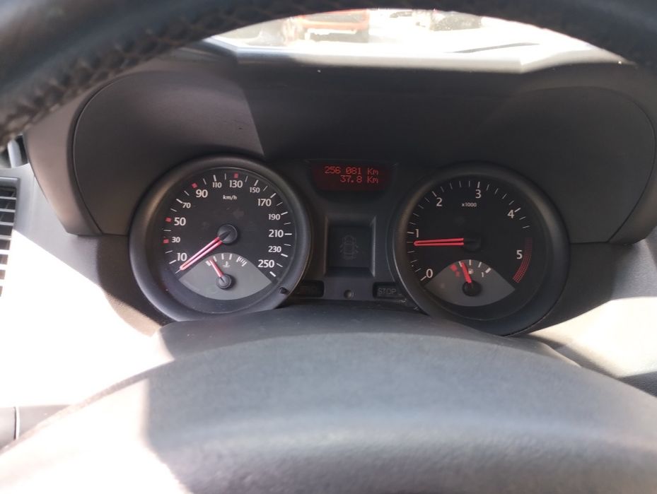 RENAULT Megane