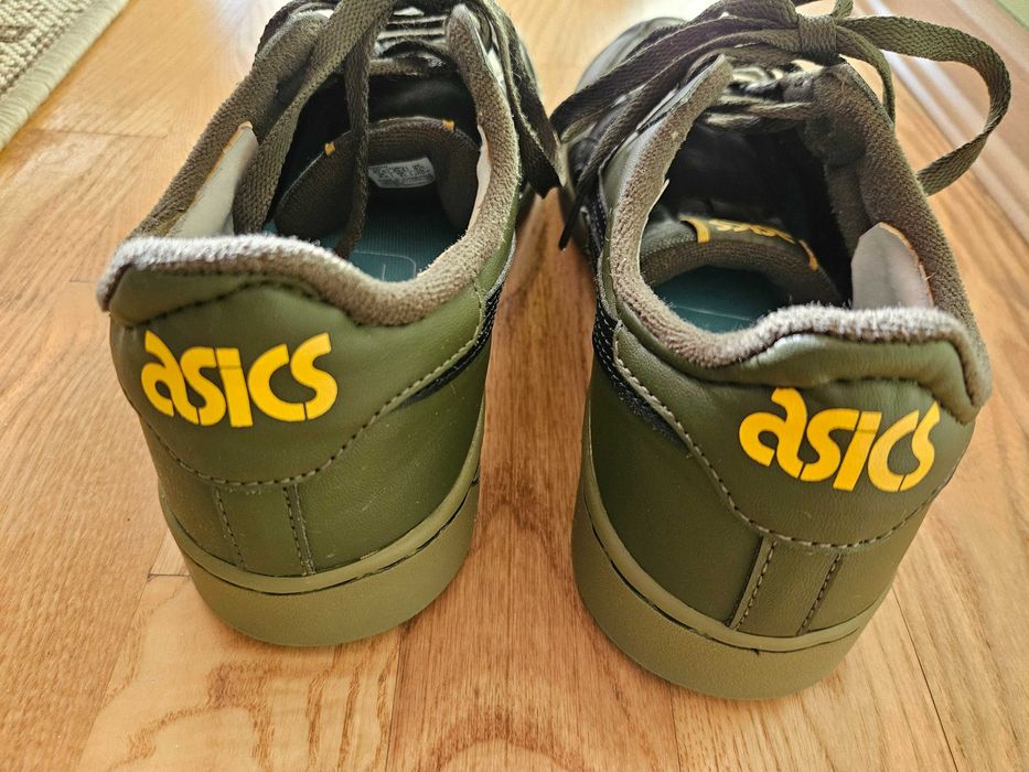 Продават се мъжки маратонки "ASICS" в много добро състояние