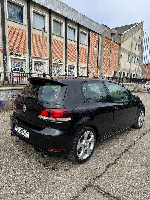 VOLKSWAGEN Golf 2010 — imagine 4