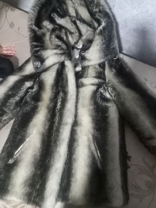 Продам полушубок