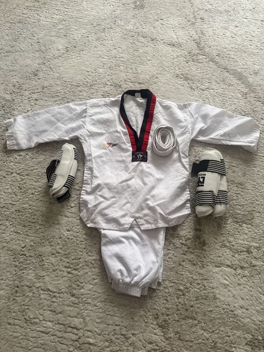 Продается кимоно для тайквандо