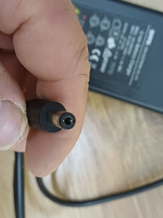 Incarcator bicicleta trotineta 42v 2A calitate foarte buna
MUFA JACK 5