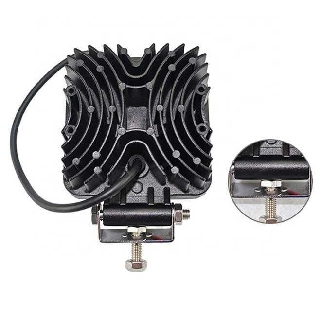 Халоген Работна Лампа за Ролбар АТВ, Джип   10-30  LED 24W