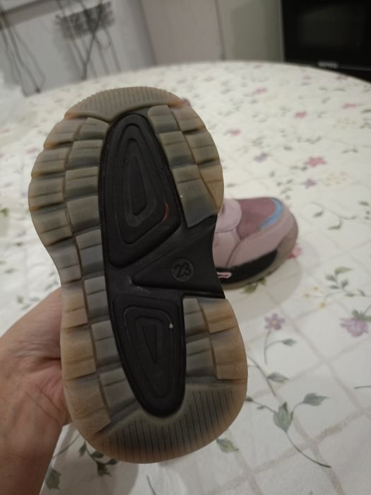 Продам зимние сапожки