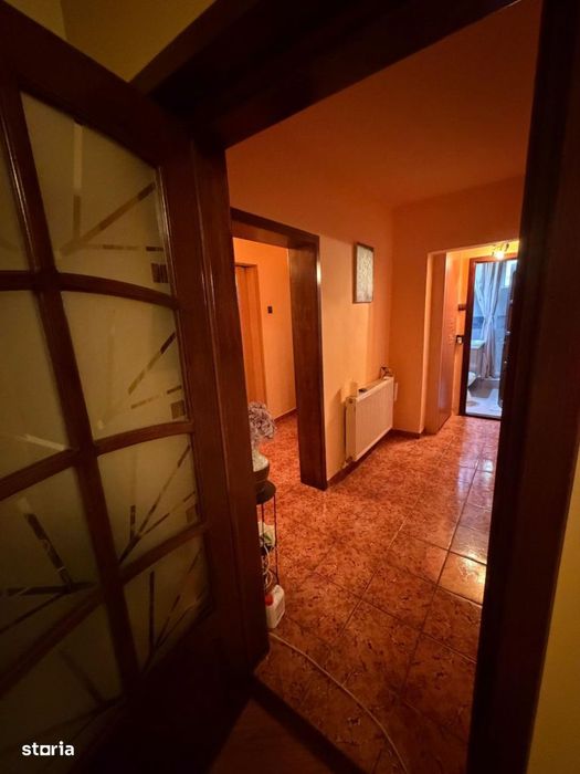 Apartament 3 camere doua balcoane, suprafata 67mp, zona Vidin. Mobilat