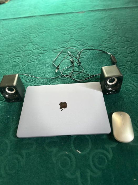 MacBook air M1 2020