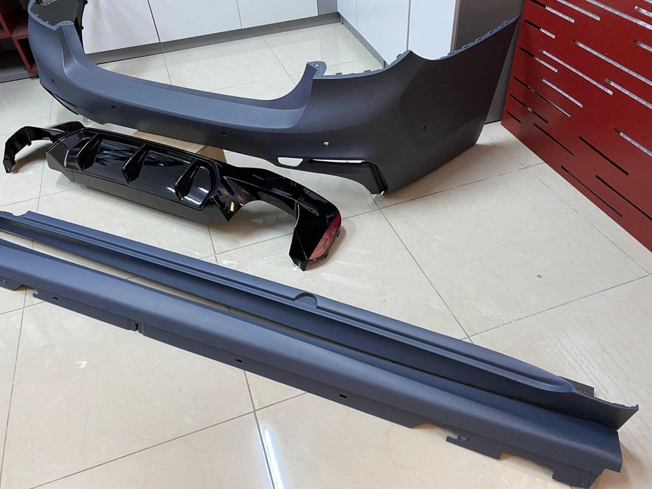Pachet Exterior BMW Seria 5 G30 Model M5 Design 2017-2020 IN STOC