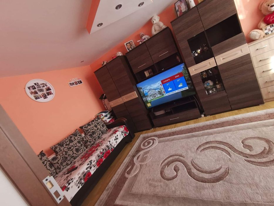 Vand Garsoniera .Aninoasa