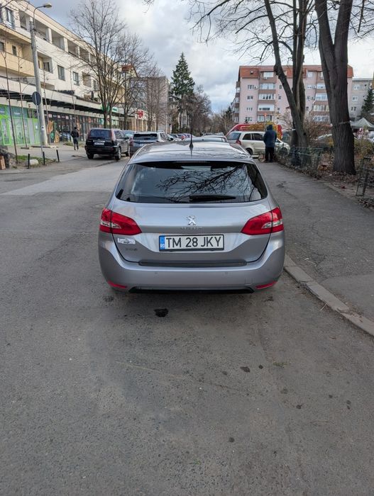 Vând Peugeot 308
