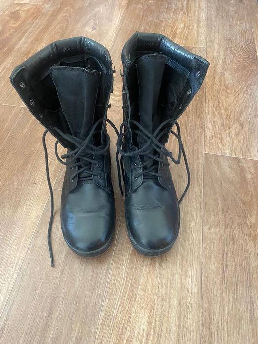 Продам новые берцы