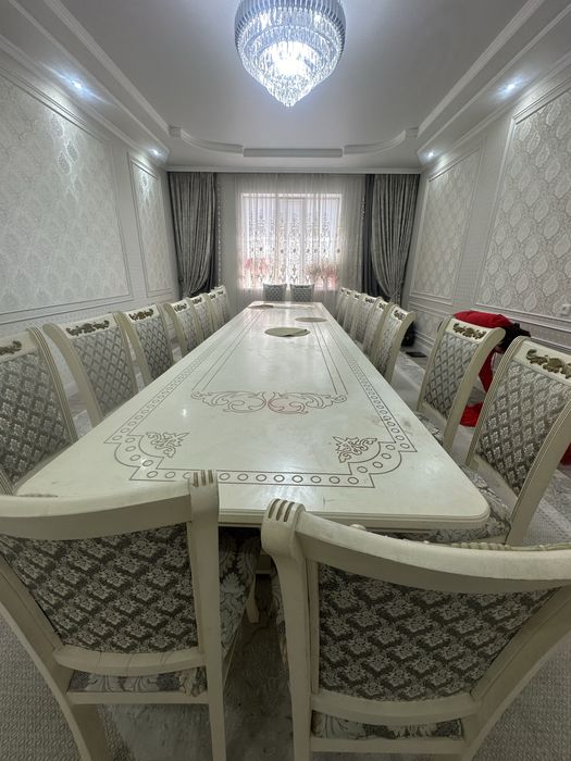 Продам стол со стулями