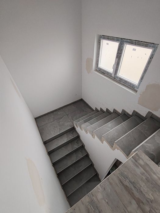 Finisaje interioare și exterioare