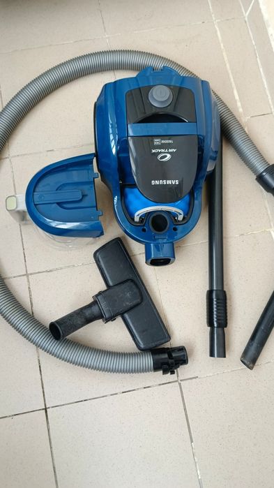 Пылесос Samsung 1600w