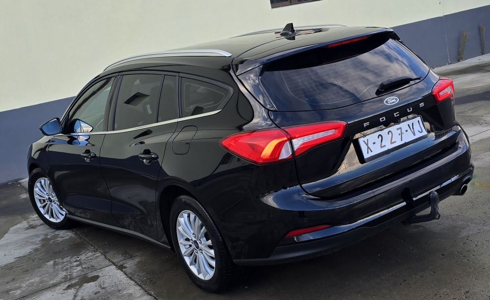 FORD Focus 2019 — imagine 5