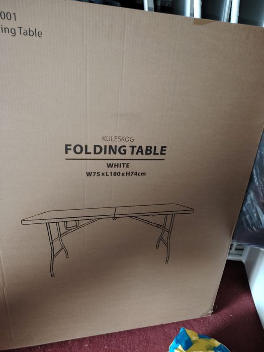 Masa dreptunghiulara pliabila