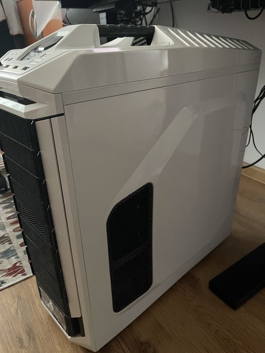 Gigabyte Aorus x570, 32GB RAM, AMD Ryzen 9, 1TB , RTX 3060 12 GB