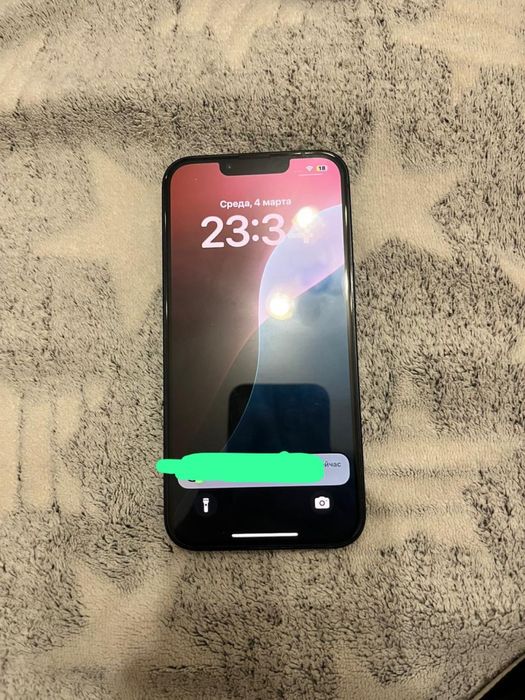 Продам Айфон 13 в хорошем состояние