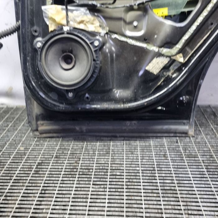 Usa Dreapta Spate Nissan Qashqai Facelift 2010 - 2013 SUV 4 Usi BLACK Metalizat Z11 (1444)