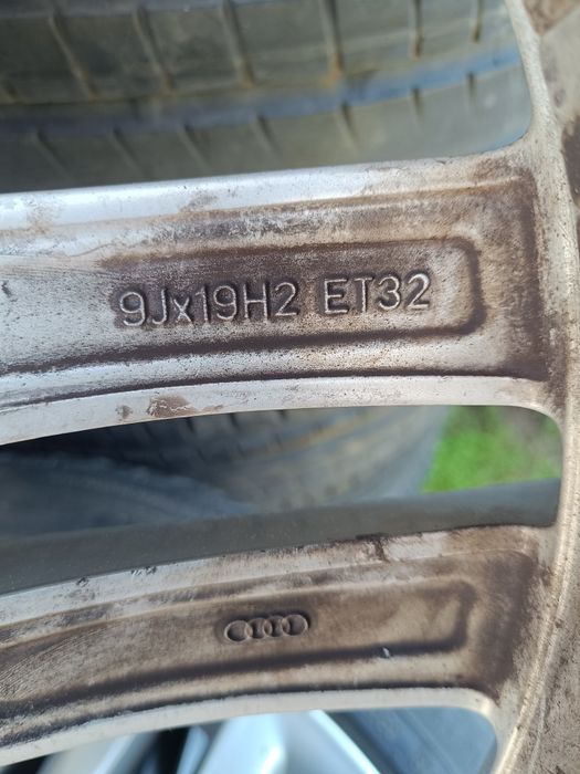 Jante originale audi 19 -5x112- 66,6- et32