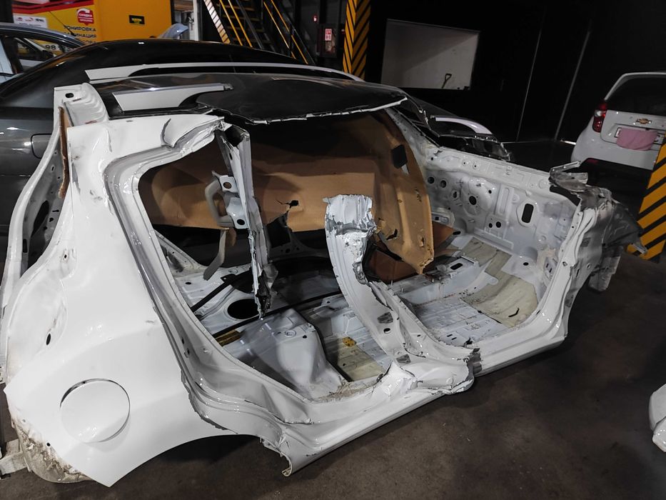 Аварийный кузов для спарка